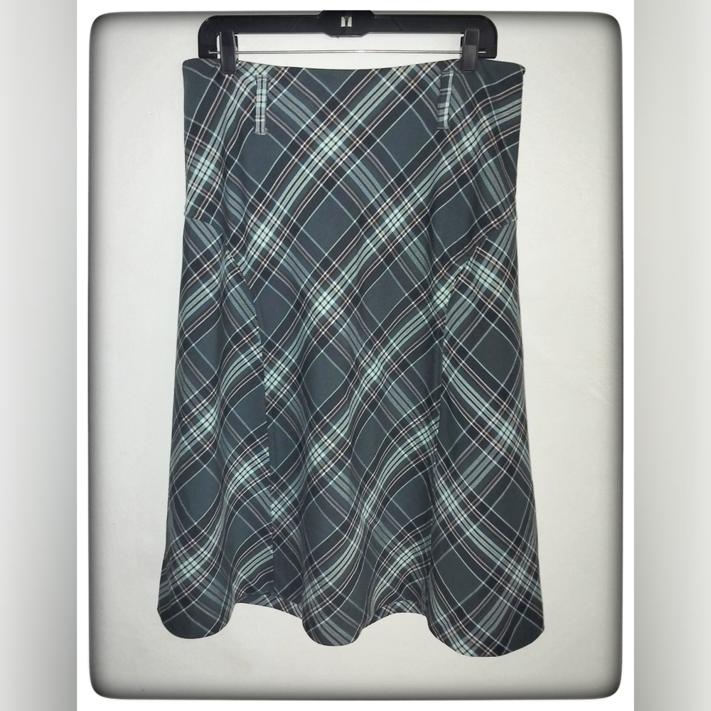 Jones Wear Green & Tan Plaid Skater Midi Skirt Sz 12